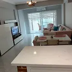 Modern Design House In The Heart Of Appartamento Marmaris